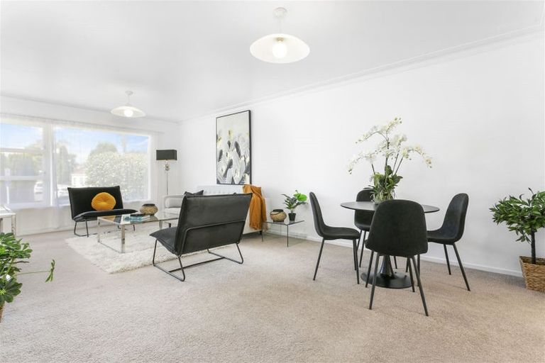 Photo of property in 1/49 Dominion Street, Takapuna, Auckland, 0622