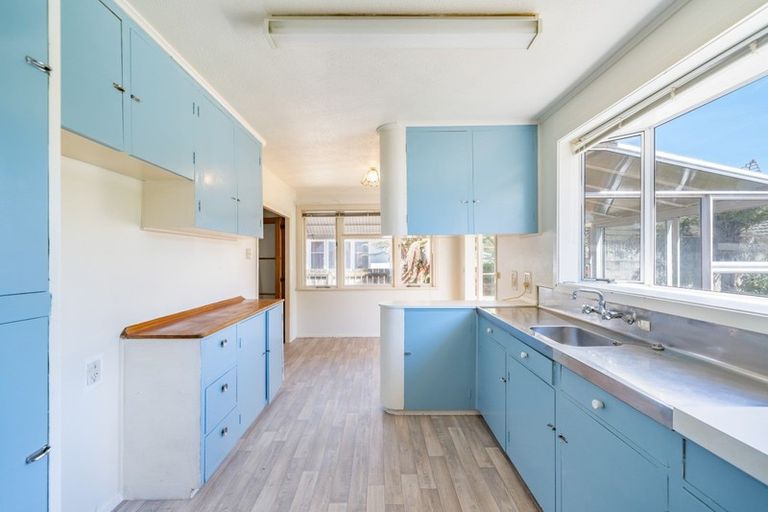 Photo of property in 8 Hall Grove, Ebdentown, Upper Hutt, 5018