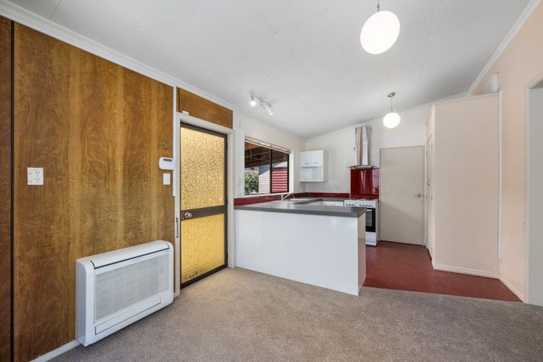 Photo of property in 62 Waikawa Road, Picton, 7220