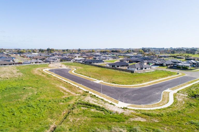 Photo of property in 27 Kanzan Grove, Maewa, 4702
