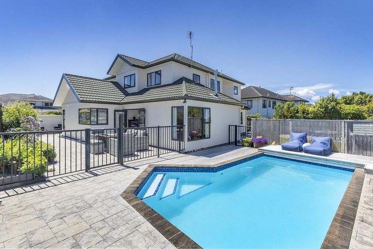 Photo of property in 6 Voyager Way, Whitby, Porirua, 5024