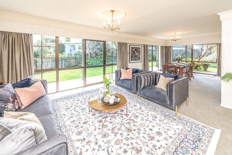 Photo of property in 48 Oakland Avenue, Saint Johns Hill, Whanganui, 4500