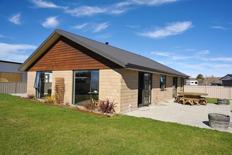 Photo of property in 28 Plunket Street, Omakau, 9376