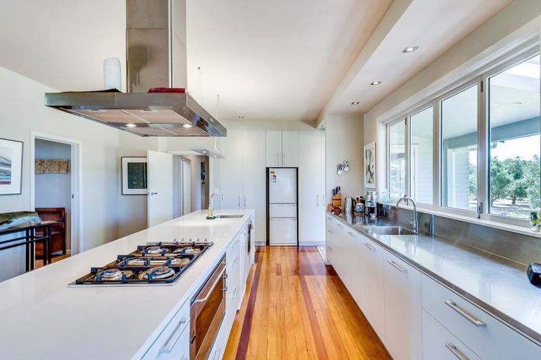 Photo of property in 2158 Maraekakaho Road, Raukawa, Hastings, 4171