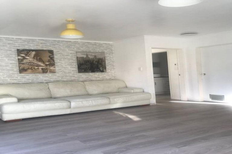 Photo of property in 72c Black Rock Road, Newlands, Wellington, 6037