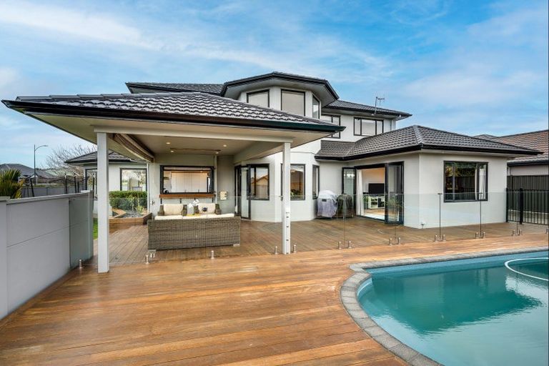 Photo of property in 2 The Croft, Havelock North, 4130