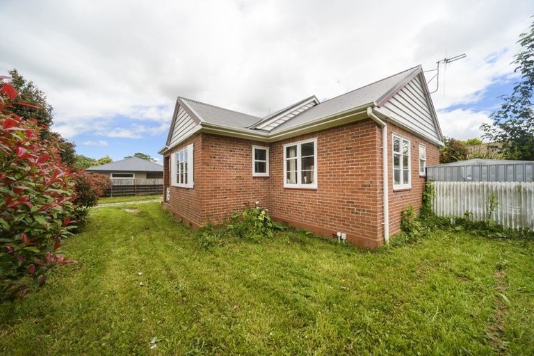 Photo of property in 63 Park Road, West End, Palmerston North, 4412