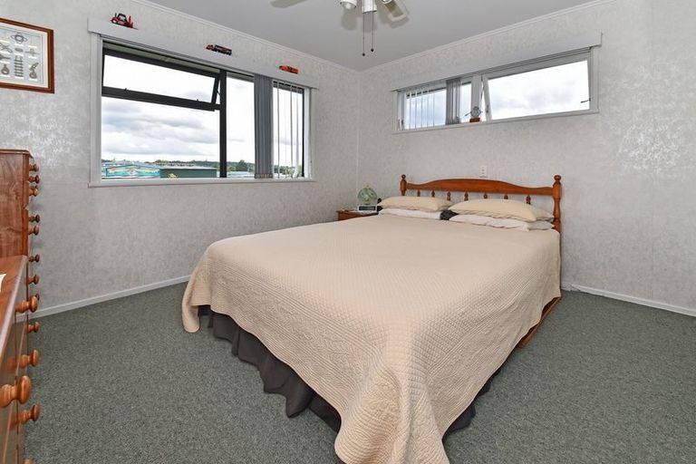 Photo of property in 81 Beeston Crescent, Manurewa, Auckland, 2102