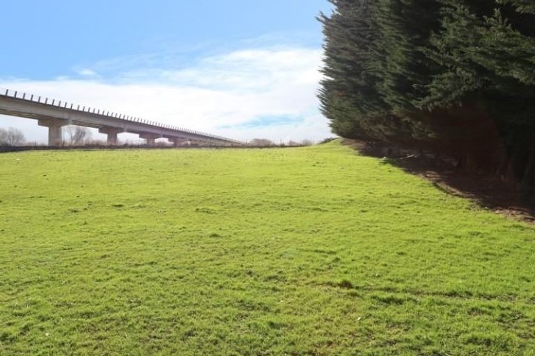 Photo of property in 51 Precelly Street, Allanton, Mosgiel, 9092