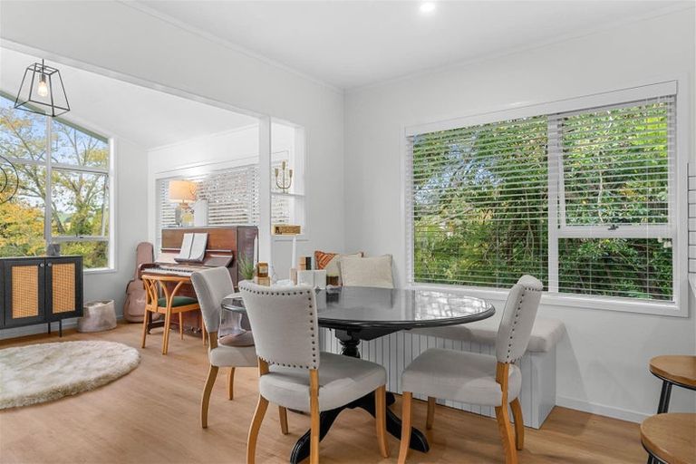 Photo of property in 32 Armitage Road, Wellsford, 0900