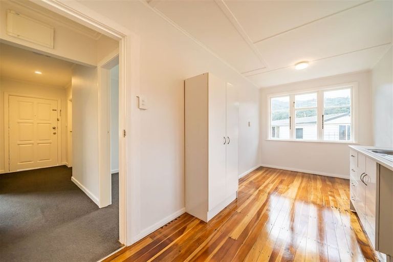 Photo of property in 36 Harris Street, Naenae, Lower Hutt, 5011