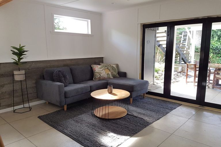 Photo of property in 153 Howard Road, Orere Point, Papakura, 2585