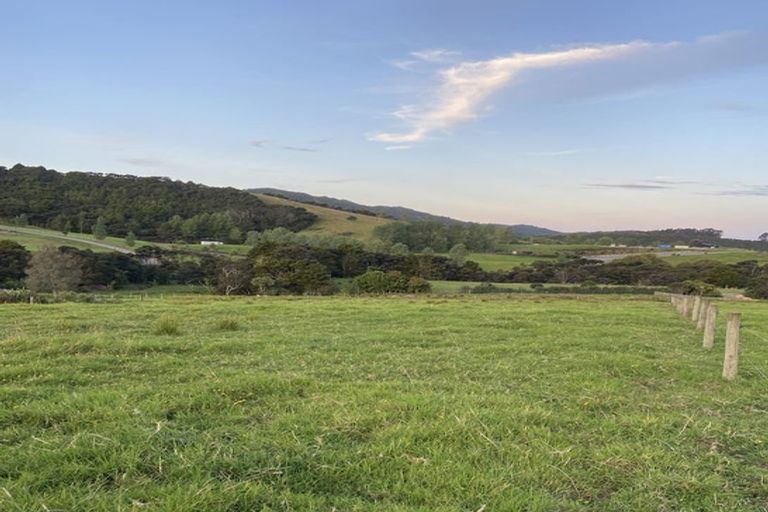 Photo of property in 68 Spioenkop Road, Mangawhai, 0573