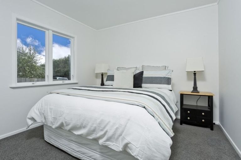 Photo of property in 1/97 Eskdale Road, Birkdale, Auckland, 0626