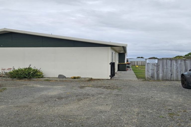 Photo of property in 3/10 Aubrey Street, Waitara, 4320