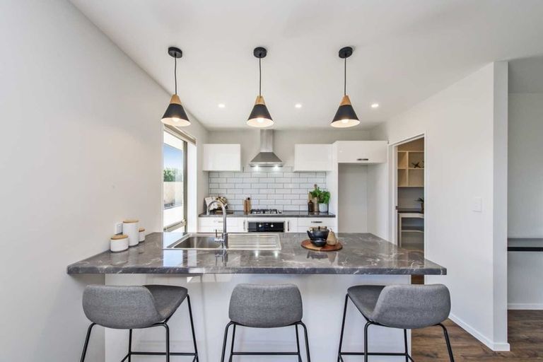 Photo of property in 33 Cressy Place, Darfield, 7510