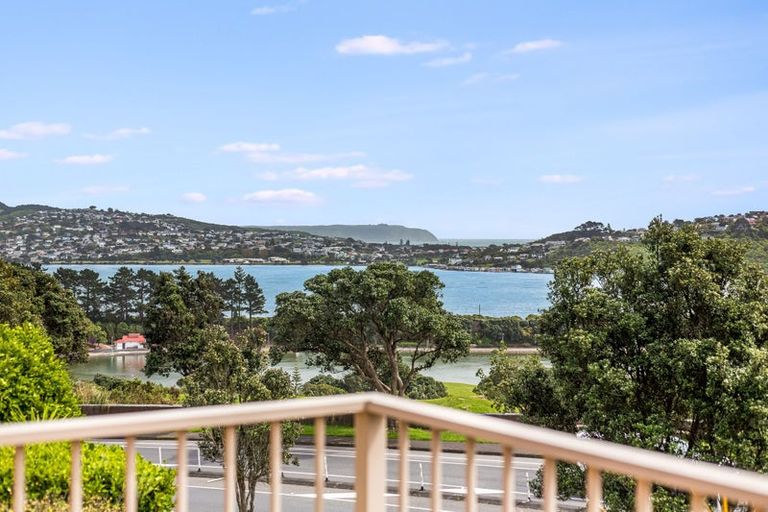 Photo of property in 9 Hollyford Place, Aotea, Porirua, 5024