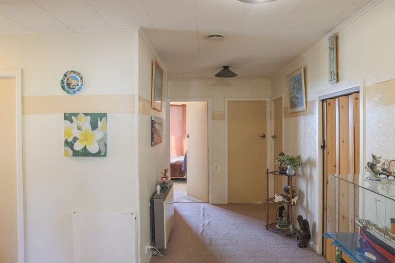 Photo of property in 17 Spencer Street, Bluff, 9814