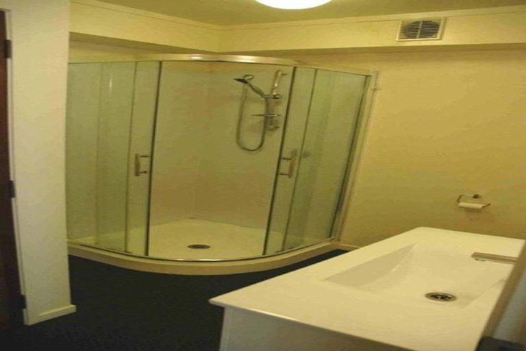 Photo of property in 3 Learmonth Avenue, Birkenhead, Auckland, 0626