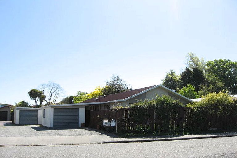 Photo of property in 73a Durham Street, Rangiora, 7400