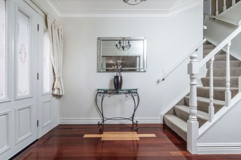 Photo of property in 1/26 Esmonde Road, Takapuna, Auckland, 0622