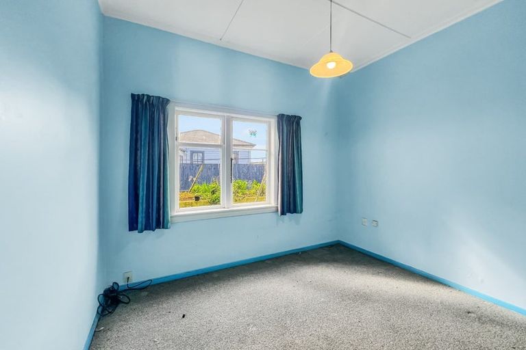 Photo of property in 35 Riddlers Crescent, Petone, Lower Hutt, 5012