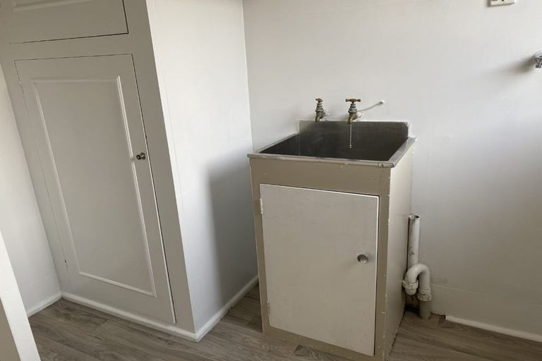 Photo of property in 2/23 Webb Street, St Albans, Christchurch, 8014