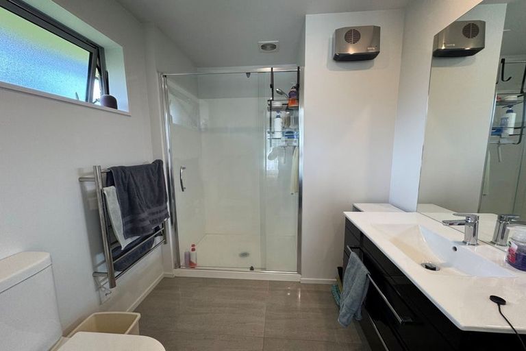 Photo of property in 21 Luxembourg Crescent, Halswell, Christchurch, 8025