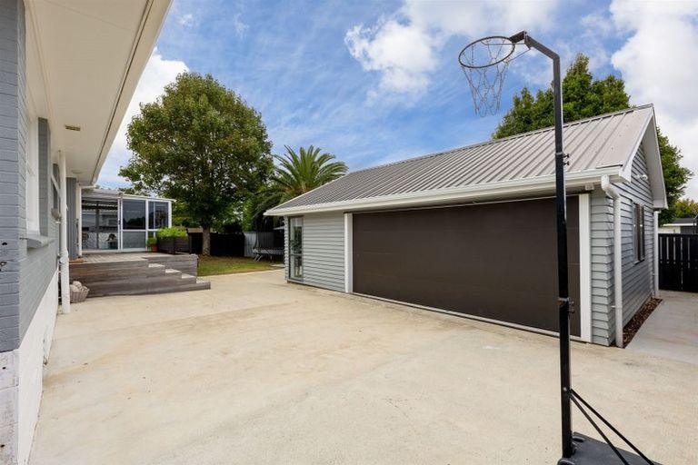 Photo of property in 9 Roysfield Lane, Sunnyhills, Auckland, 2010