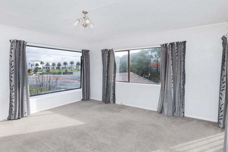 Photo of property in 65 Esplanade, Kaiti, Gisborne, 4010