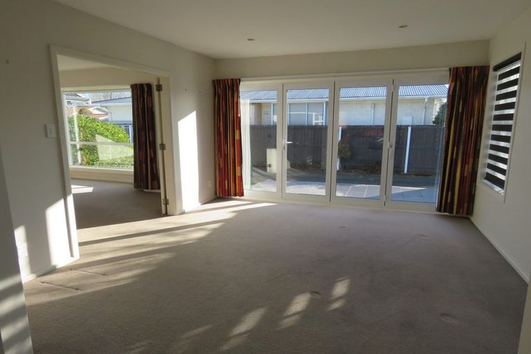 Photo of property in 37 Ansonby Street, Russley, Christchurch, 8042