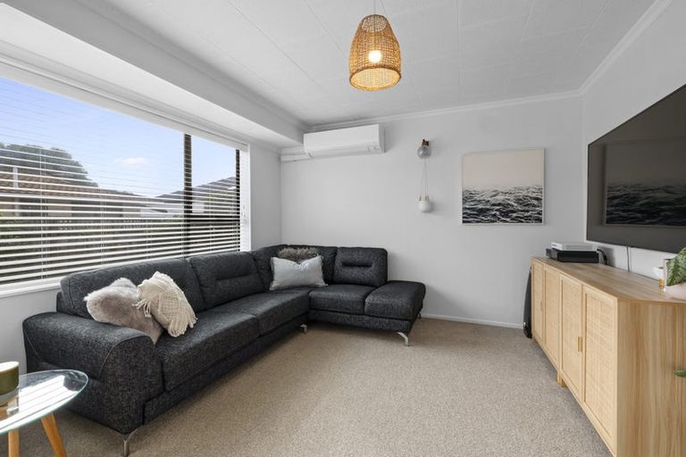 Photo of property in 1/12 Webster Street, Westown, New Plymouth, 4310