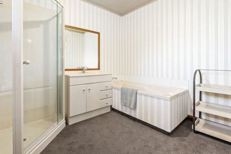 Photo of property in 20a Mclauchlan Street, Springlands, Blenheim, 7201