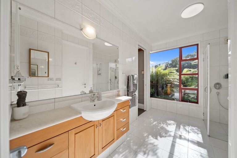 Photo of property in 15 Kaipara Road, Papakura, 2582