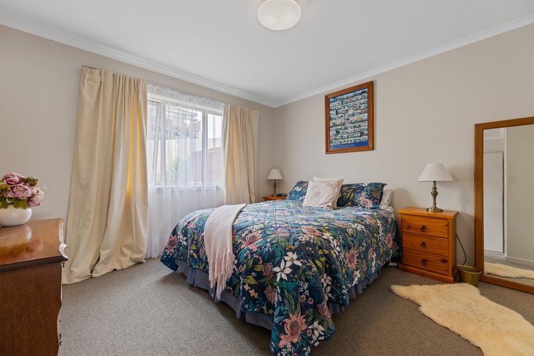 Photo of property in 9 Eastbank Street, Waverley, Dunedin, 9013