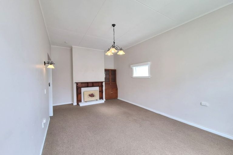 Photo of property in 4 Manley Terrace, Newtown, Wellington, 6021