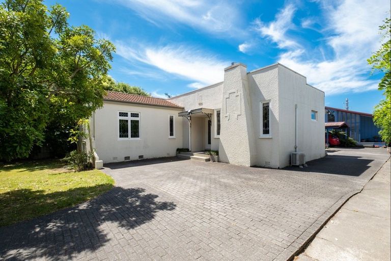 Photo of property in 1 Tom Parker Avenue, Marewa, Napier, 4110