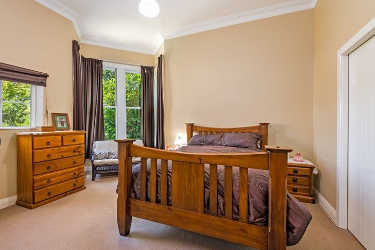 Photo of property in 52 Grey Street, Marton, 4710