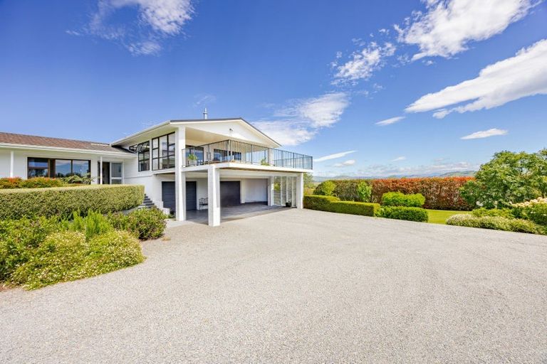 Photo of property in 370 Porangahau Road, Waipukurau, 4282