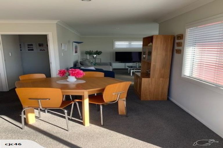 Photo of property in 80a Te Mata Road, Havelock North, 4130