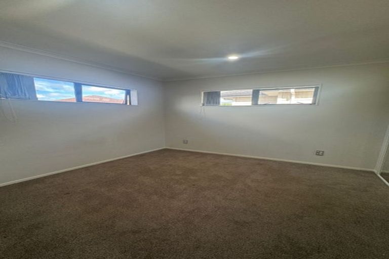 Photo of property in 58b Cambridge Terrace, Papatoetoe, Auckland, 2025