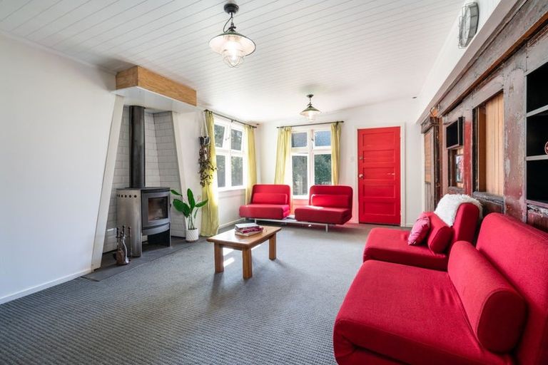 Photo of property in 4 Driver Street, Long Beach, Port Chalmers, 9081