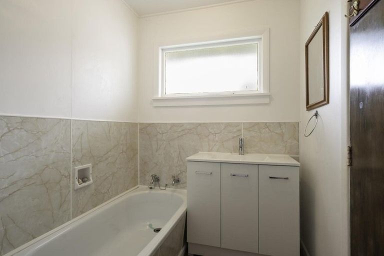 Photo of property in 175 Fairfax Street, Murchison, 7007