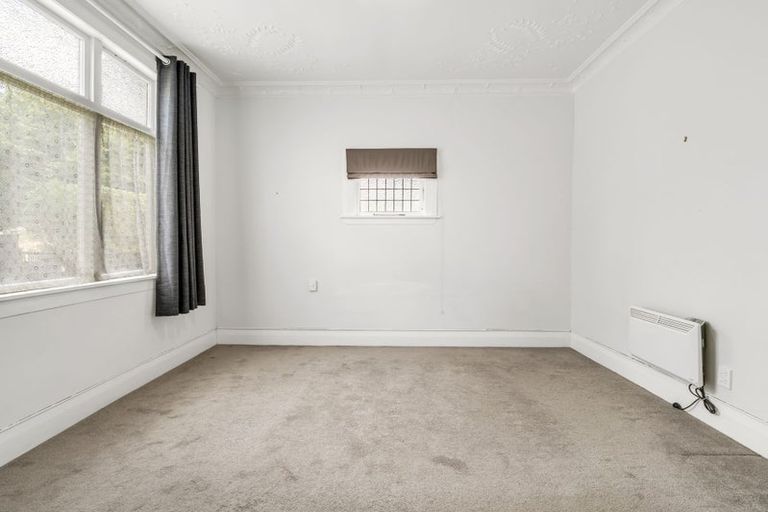 Photo of property in 23 South Street, West End, Palmerston North, 4410