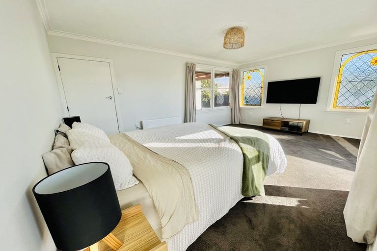 Photo of property in 35 Toorak Avenue, Avonhead, Christchurch, 8042