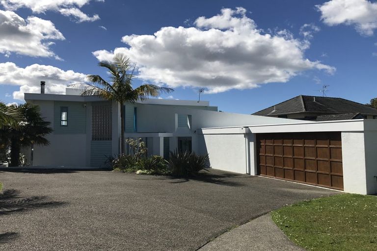 Photo of property in 57 Renoir Street, West Harbour, Auckland, 0618