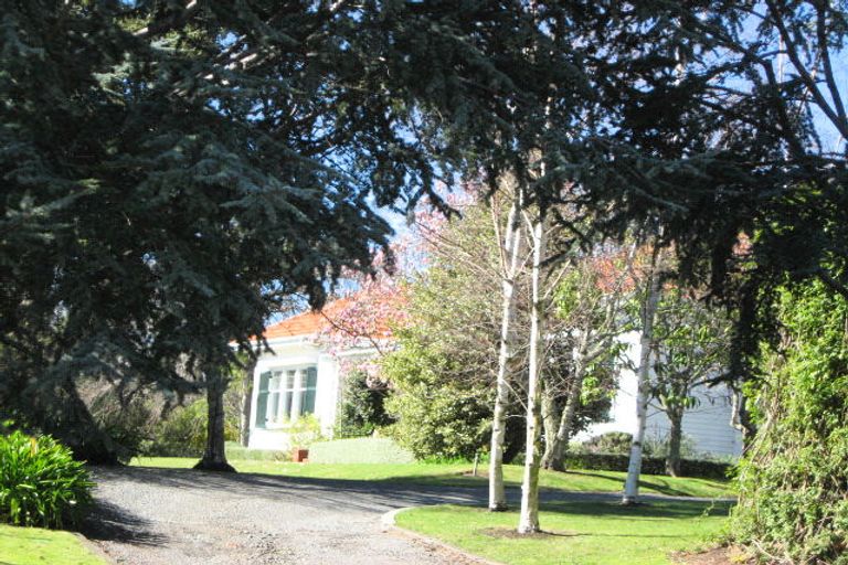 Photo of property in 33 Kopanga Road, Havelock North, 4130