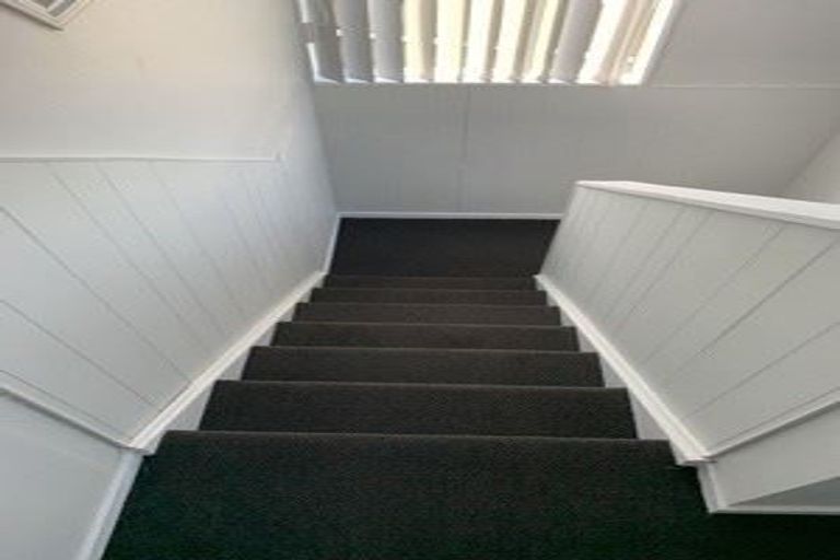 Photo of property in 13 Funnell Place, Manurewa, Auckland, 2102