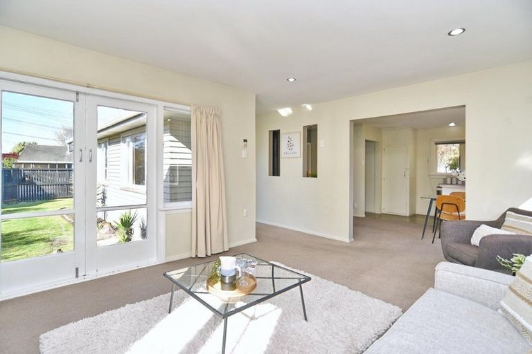 Photo of property in 355 Hills Road, Mairehau, Christchurch, 8013