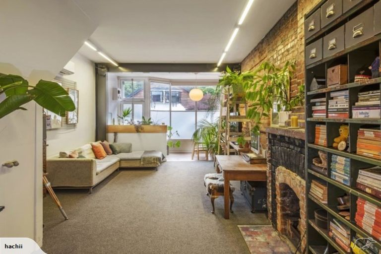 Photo of property in 81 Aro Street, Aro Valley, Wellington, 6021